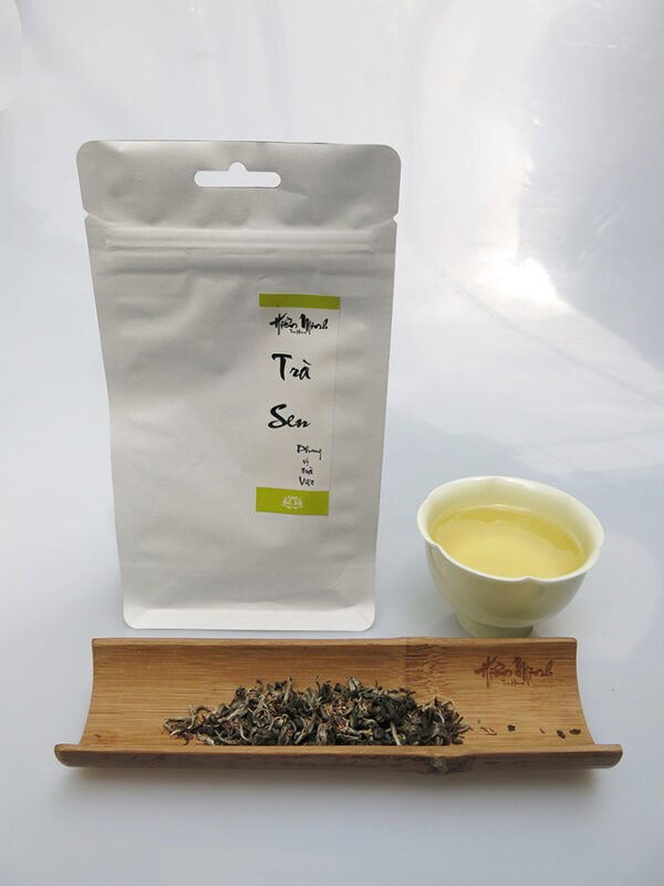 Traditional Lotus Green Tea (Trà Sen Truyền Thống)